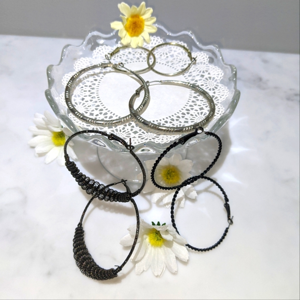 Earrings / Hoop Style Earrings